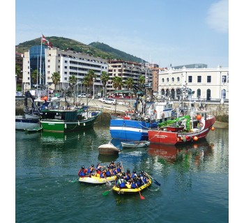 Rafting por la ría de Bilbao + Visita al pesquero Agurtza y taller marinero