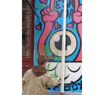 Tour de graffiti y arte urbano en familia
